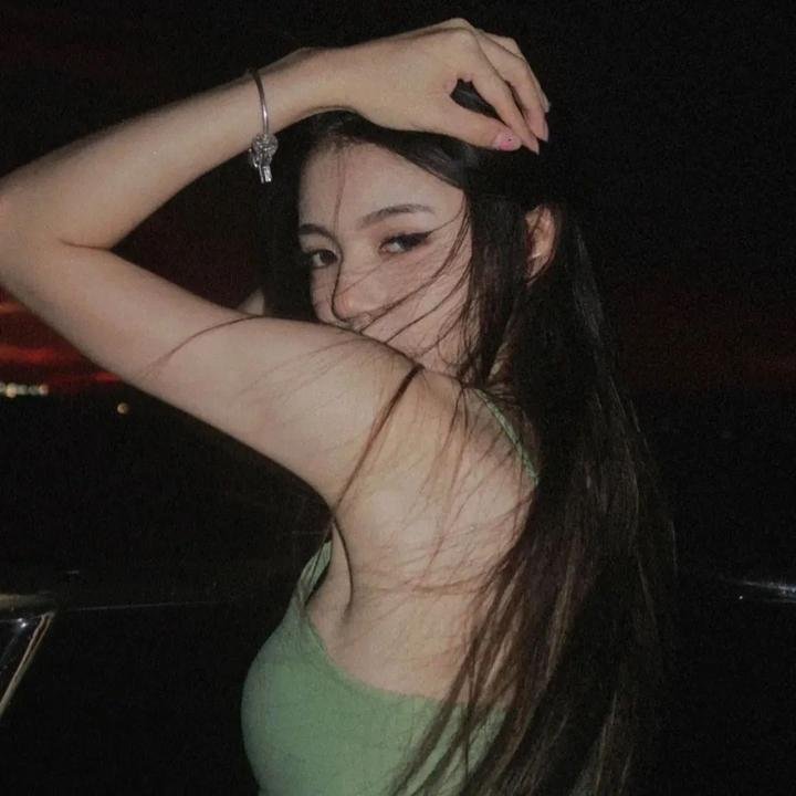 小镇幽浮